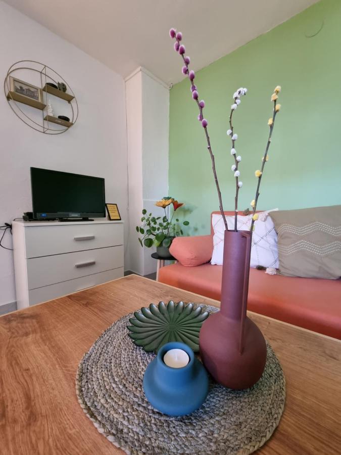 Studio Apartman Krosna Perusic 외부 사진