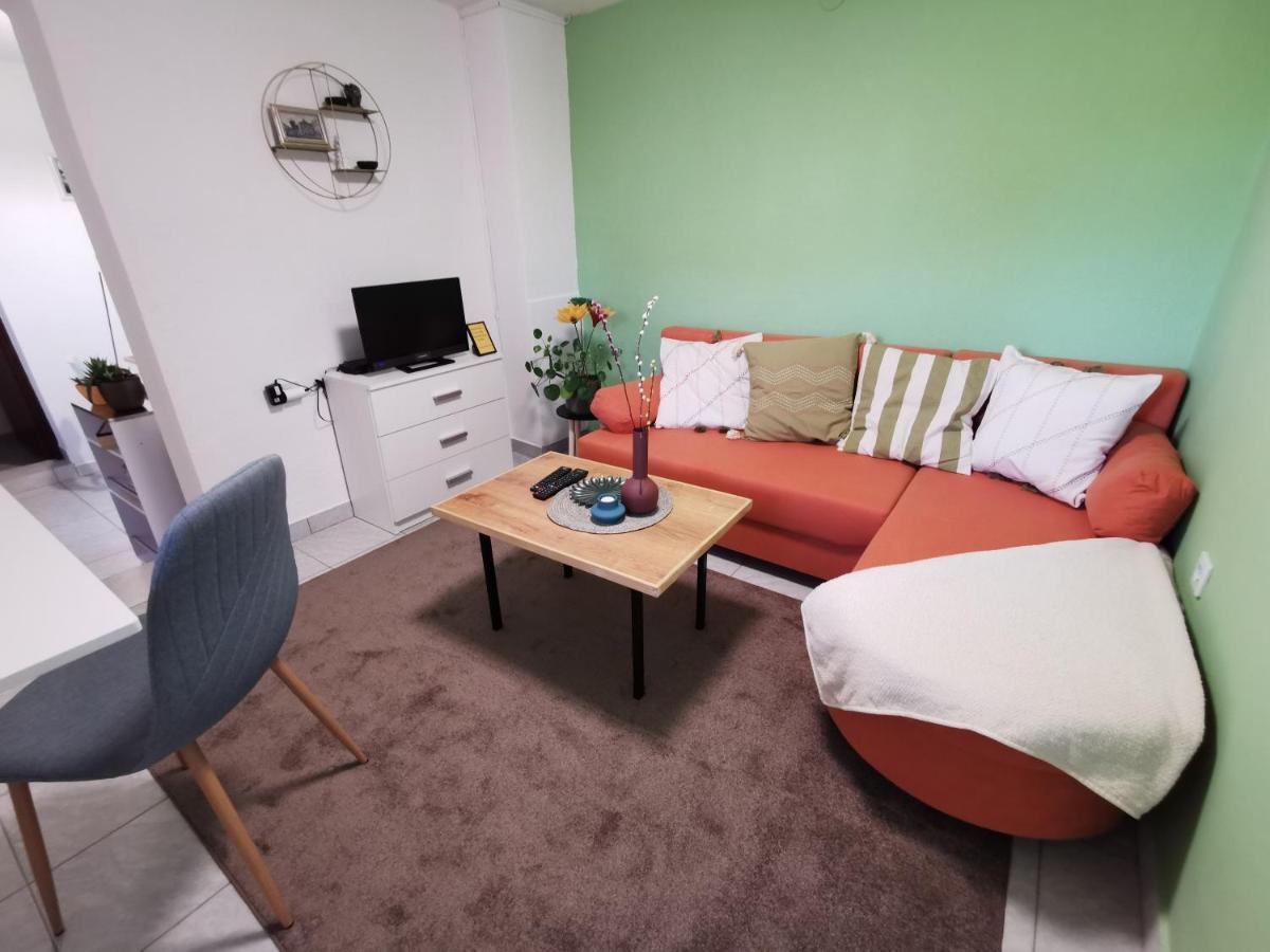 Studio Apartman Krosna Perusic 외부 사진
